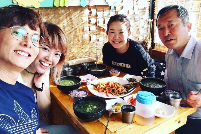 2 Days Private Tour with a Very Experienced Driver in Jeju Island - Who will enjoy this Jeju taxi tour?