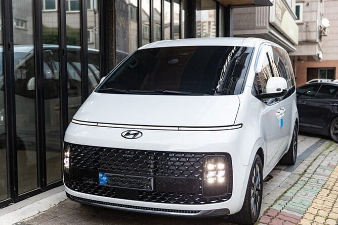 24/7 Private Airport Transfer: Incheon/Gimpo ↔ Seoul (Up To 10) - From Seoul to the correct airport terminal
