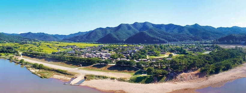 Andong: UNESCO Sites, Mask Dance, and Secret Garden & Bridge - Starting from Gyeongdong-ro and meeting your guide