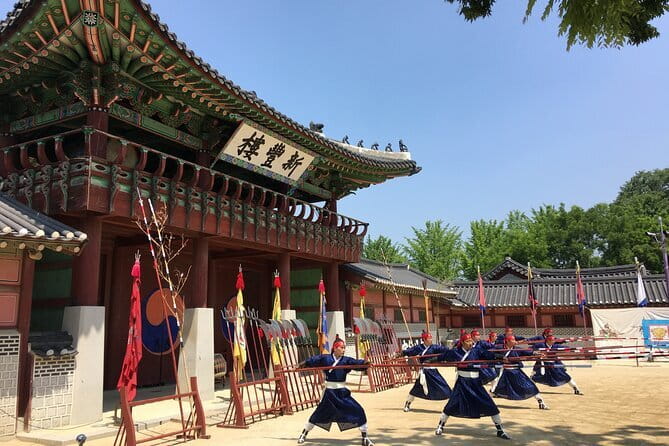 Beyond Seoul: Starfield Library, Hwaseong Fortress & Cave Quest - A smart escape from central Seoul