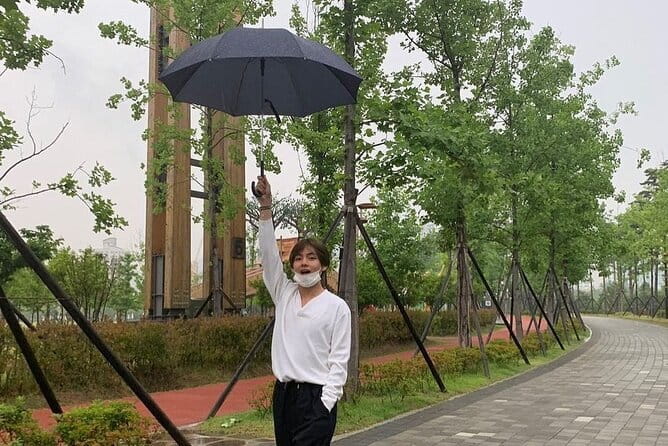 BTS Landmarks Private Car Tour in Busan with a Licensed Guide - The guide can shape the whole day