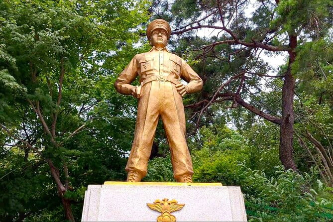 Buam dong Walking Tour Art, History and Parasite in Seoul - Why Buam-dong Makes a Good Afternoon Escape