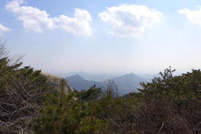 Bukhansan Mountain Private Hike with Lunch - The sauna question