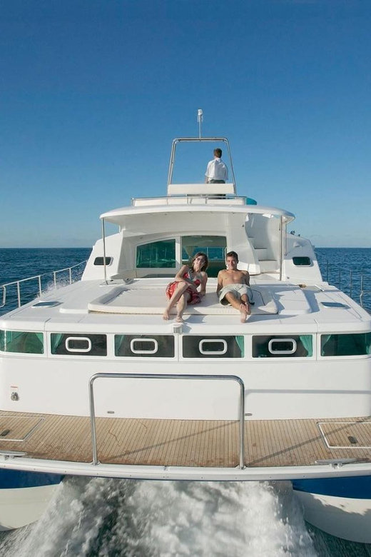 Busan: Group Sightseeing Yacht Cruise with Snacks and Drinks - Who will enjoy this cruise most?