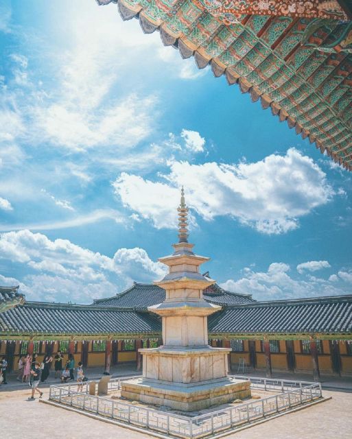 Busan: Gyeongju Guided Day Trip to Three Kingdoms Capital - Daereungwon Tomb Complex: royal burial mounds in the city