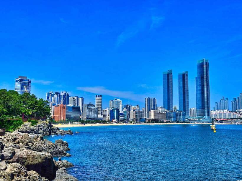 Busan: Haeundae 100-Minute Walking Tour - Gunam-ro and the seaside hot spring