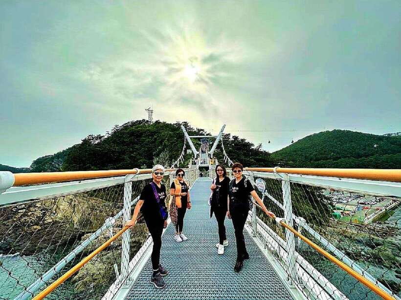 Busan: Hidden Gems Private Tour with a Certified Guide - Gamcheon Culture Village: color, art, and hills