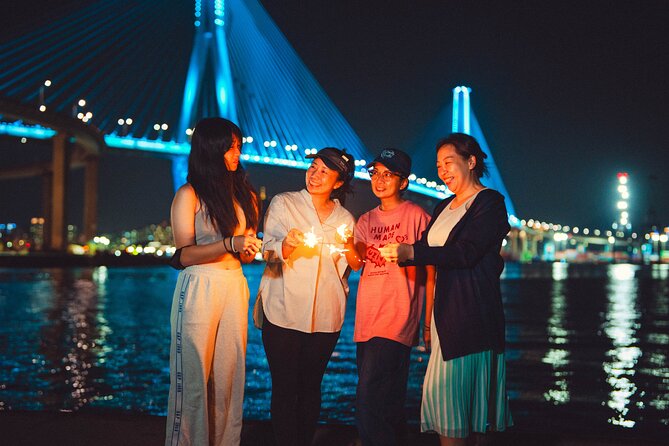 Busan Night Small Group Photo Tour (Max 7) - A photo session that helps you pose