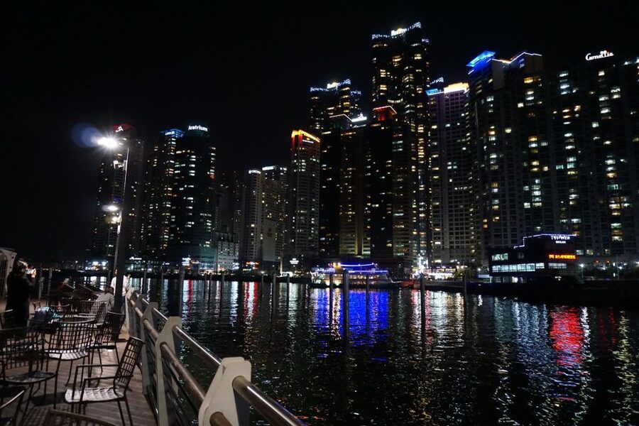 Busan: Night Viewpoints with Evening Cruise w/ Fireworks - Guides, group size, and the personal service