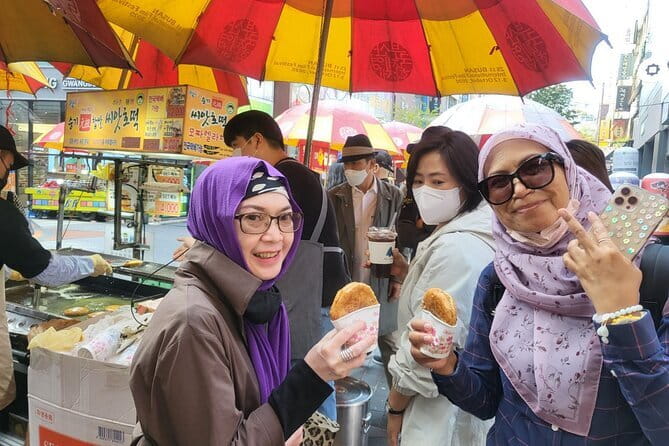 Busan private tour in English or Mandarin - Dongbaekseom and APEC House
