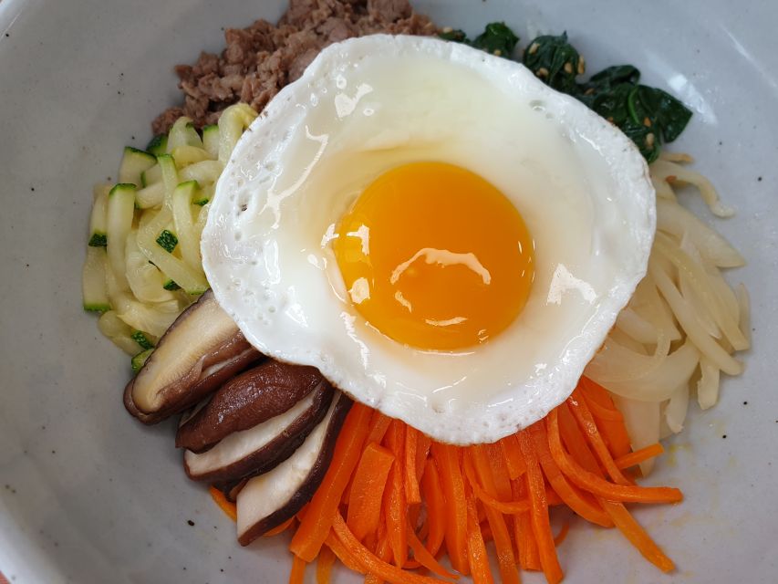 Busan: Small-Group Traditional Korean Food Cooking Class - Key points at a glance