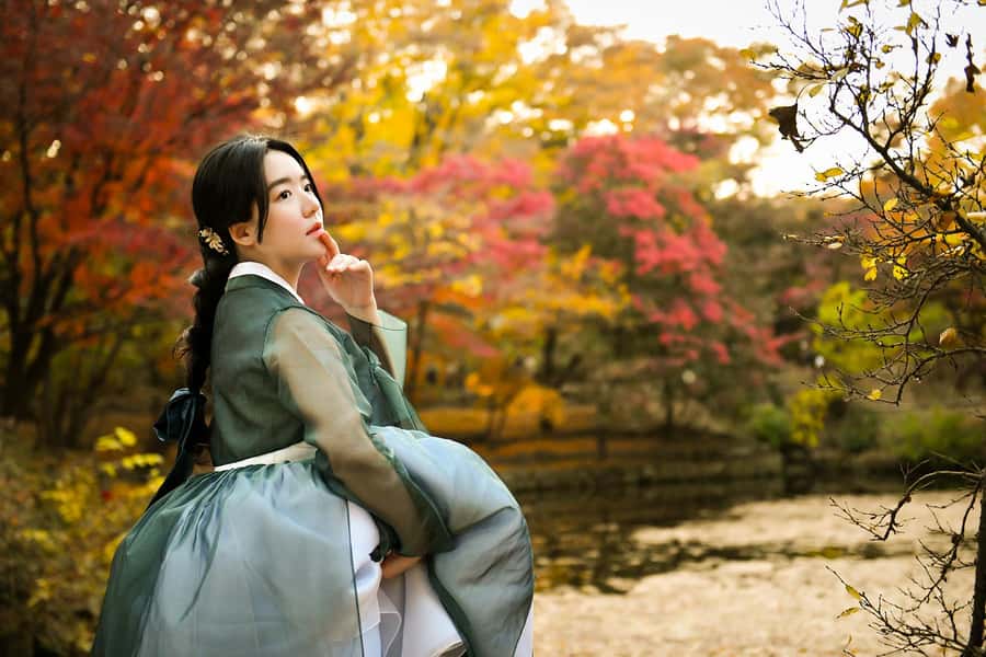 Changdeokgung Hanbok Experience at hanboknam - How the One-Day Rental Works