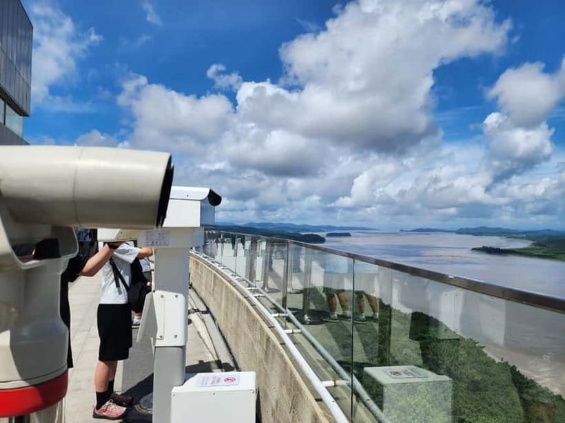 Closest Observatory to DMZ: North Korea View(Starbucks Tour) - The Christmas Tree That Became a Bridge