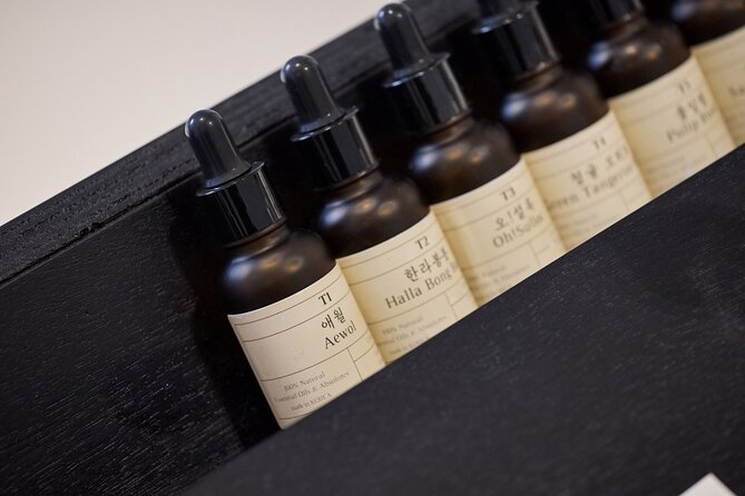 Create Your Own Luxury Niche Perfume in Hongdae - Timing, group size, and practical planning