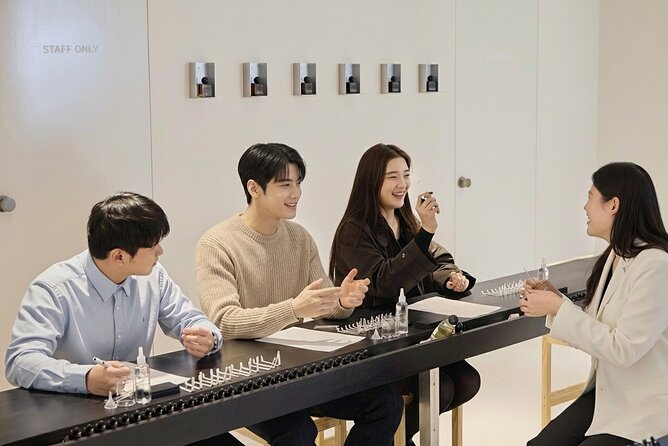 Create Your Own Luxury Niche Perfume in Hongdae - What happens during the 90-minute class