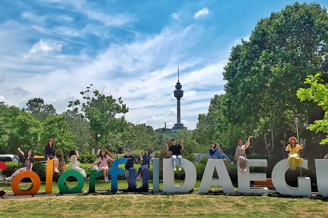 Daegu Highlights & private tour with a Licensed guide - Modern Cultural Alley explains old Daegu