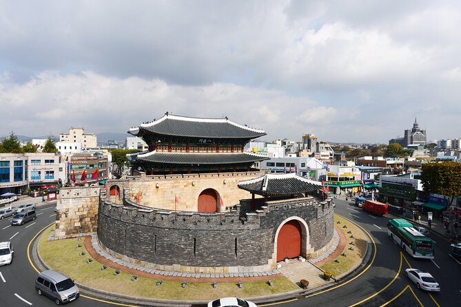 Day Trip to UNESCO: Suwon Fortress Adventure from Seoul - Guides make the difference