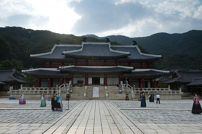 Day Trip to Yongin Daejanggeum and Korean Folk Village from Seoul - Lunch in Yongin After the Set Visit