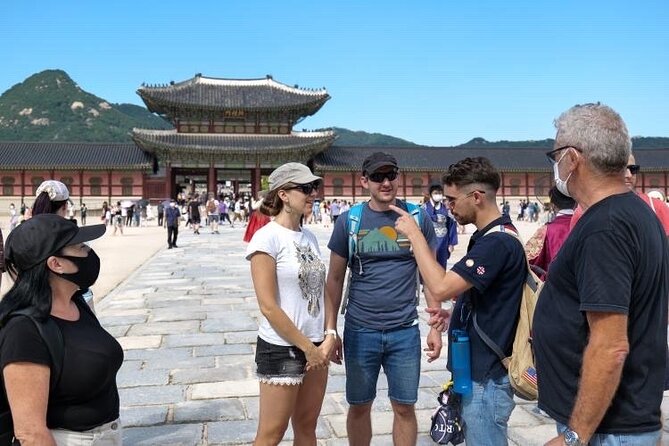 Discover Seoul: Local Life and History - The Guides and the Human Side of the Tour