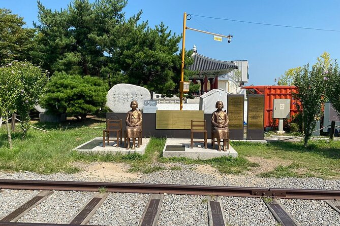DMZ, Eunpyeong village and Jinkwansa Temple Private Tour - Why this Seoul day trip works