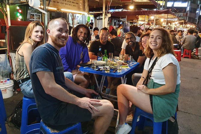Drinking and Eating through the Alleys of Seoul - Mike’s guiding style