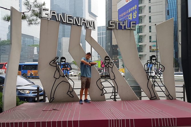 Essential Gangnam Tour (Incl. Dinner)-Hot Place of Seoul - Gangnam Station: Shopping, Young Seoul, and Dinner