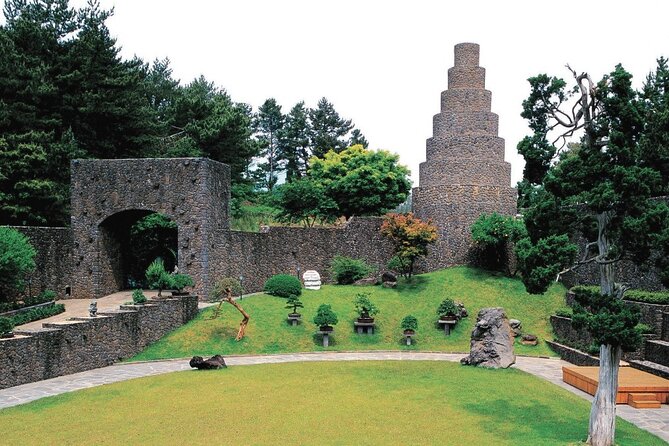 Explore Spirited Garden a Cultural Gem in Jeju - Who Will Enjoy This Garden Most