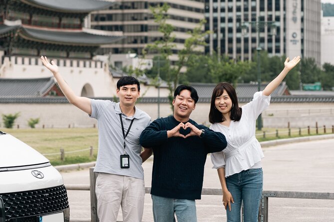 Flexible Private Guided Tour in Seoul (Optional Incheon Layover) - Gyeongbokgung Palace: two hours with Joseon royalty