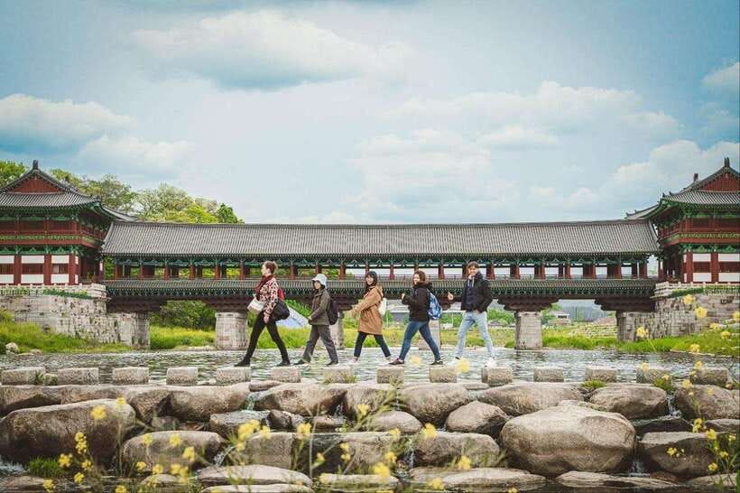 From Busan: Gyeongju Full-Day Historical Tour - Daereungwon Tomb Complex: royal mounds in the city