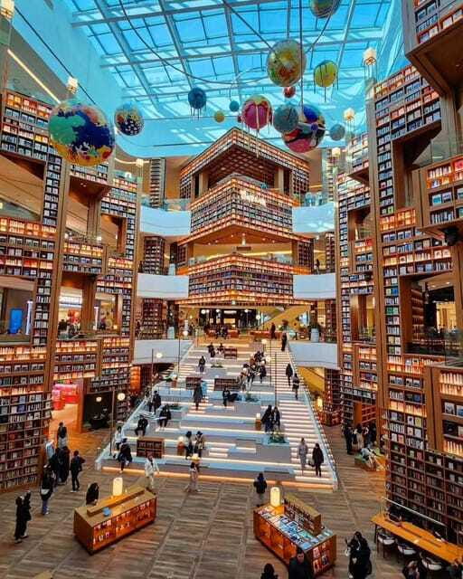 From Seoul: Starfield Library, Hwaseong, Gwangmyeong Cave - Timing, meeting points, and what to pack
