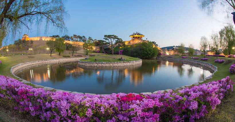 From Seoul: Suwon Hwaseong Fortress Night Tour - The fortress’s clever design