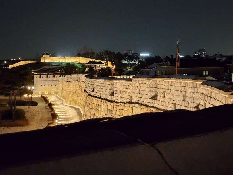 From Seoul: Suwon Hwaseong Fortress Night Tour - Haenggung-dong and Haengnidan-gil