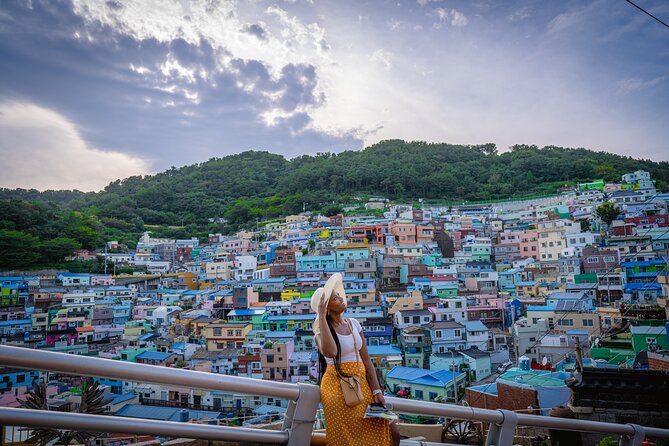 Full Day Busan and Gyeongju Guided Tour - Hwangridan-gil: old buildings with a modern pulse