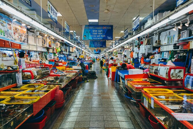 Full-Day Busan Highlights Private Guided Tour - Gukje Market, from wartime stalls to everyday shopping