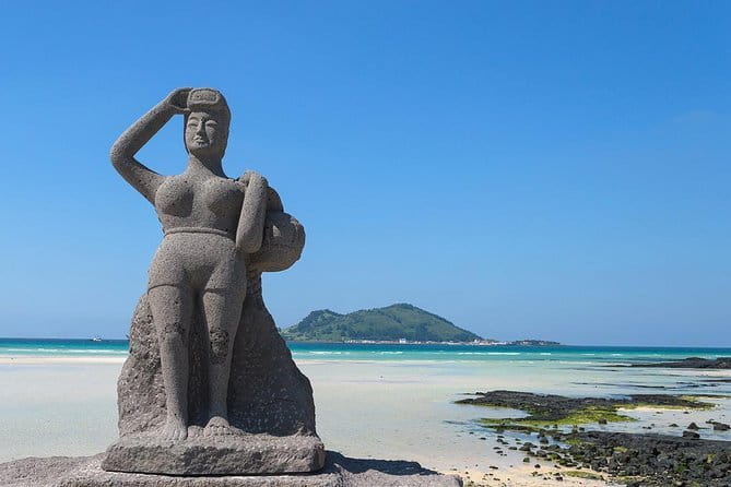 Full Day Jeju Private Customizable highlight Tour - Why this private Jeju day works best for small groups