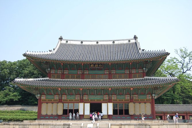 Full-Day Palace Tour in Seoul - Insadong for traditional shops and Korean snacks