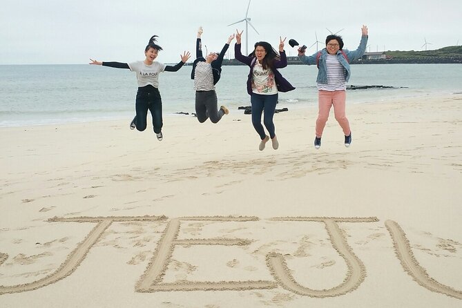Full-Day Private Taxi Tour South of Jeju Island - Oedolgae brings you onto the Olle Trail