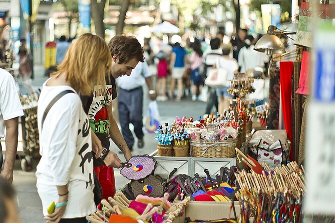 Full-Day Seoul Highlights Private Guided Tour - Gwangjang Market: make lunch part of the sightseeing
