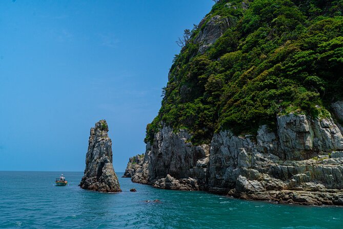 Geoje Oedo Botania Island from Busan - Geunpo Village Tunnels and the story behind them