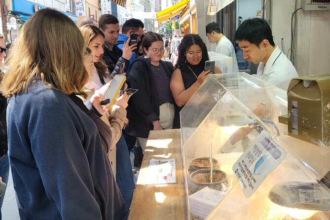 Gwangjang market Netflix Food Walking Tour with Insadong - Weather, walking, and practical comfort