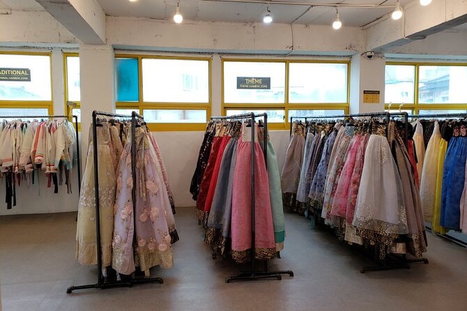 Gyeongbokgung Palace Hanbok Rental Experience in Seoul - What happens at Hanboknam