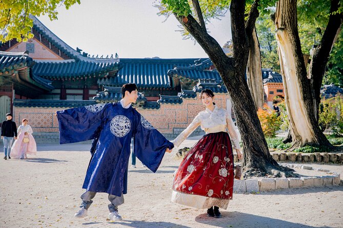 Gyeongbokgung palace,seoul with gigibebe hanbok rental - Why the Photographs Are the Main Reward