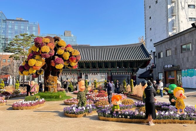 Half day Morning Seoul City Tour(Temple & Gyeongbok Palace) - The National Folk Museum and ordinary Korean life