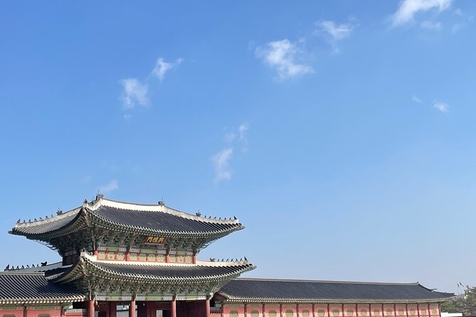 Half day Morning Seoul City Tour(Temple & Gyeongbok Palace) - Ending in Insadong after four hours