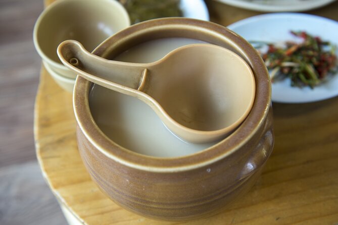 Handmade Noodles with Korean Grandma - The Korean grandma theme and the human side of the tour