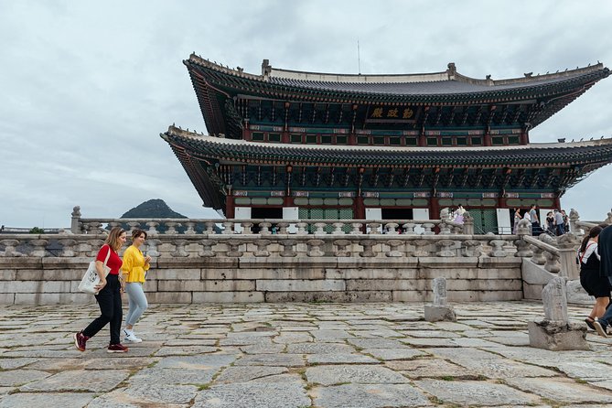 Highlights & Hidden Gems With Locals: Best of Seoul Private Walking Tour - How much flexibility should you expect?