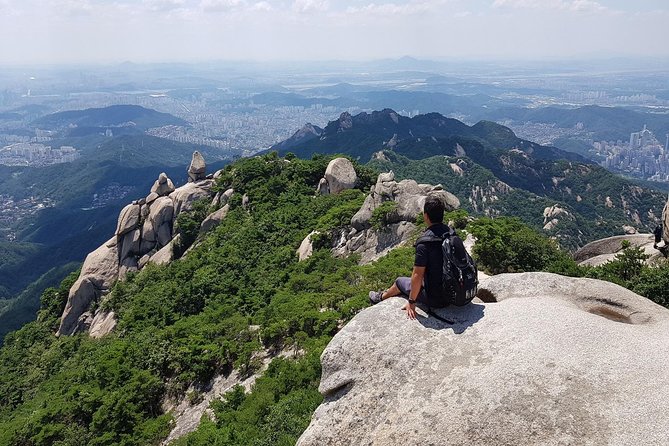 Hike at Mt. Bukhansan National Park with professional Guide(including Lunch) - Four Seasons on the Same Mountain