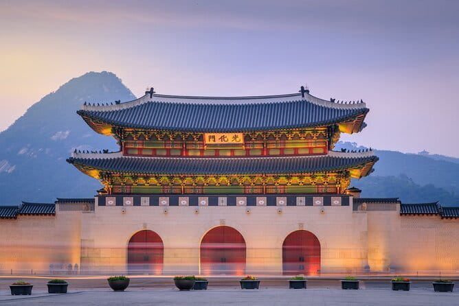Imjingak DMZ Private Tour for Incheon Airport and Cruise Guests - What the guide adds to the experience