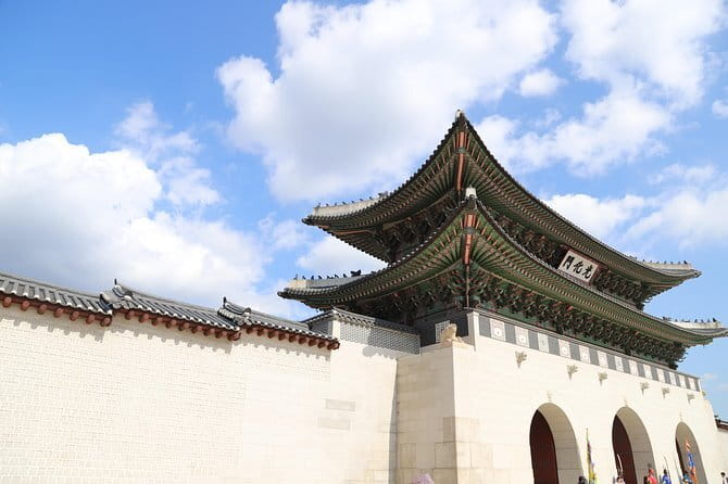 Incheon Airport Pickup Service to Seoul-Same price up to 7people - English Communication and Flight Delays
