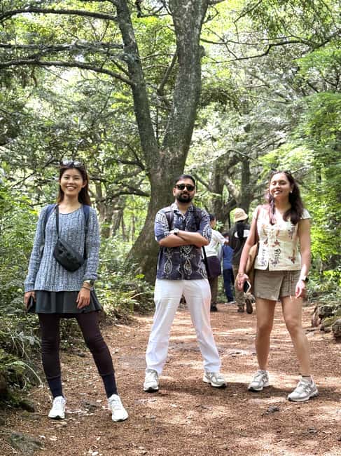 Jeju East: Small Group Healing Tour w/Woman Divers Show - Meeting the haenyeo at Seongsan Village